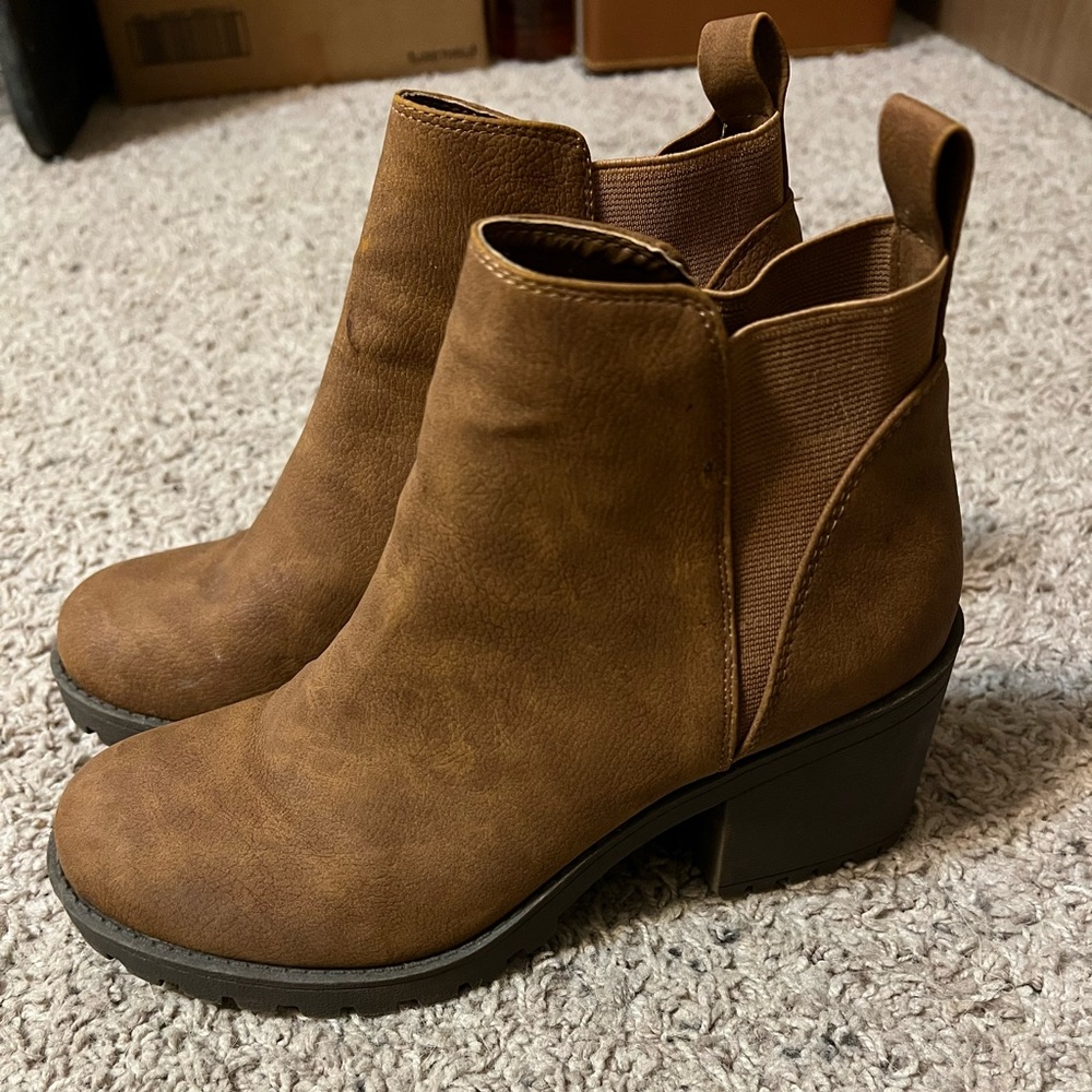 Dirty laundry booties